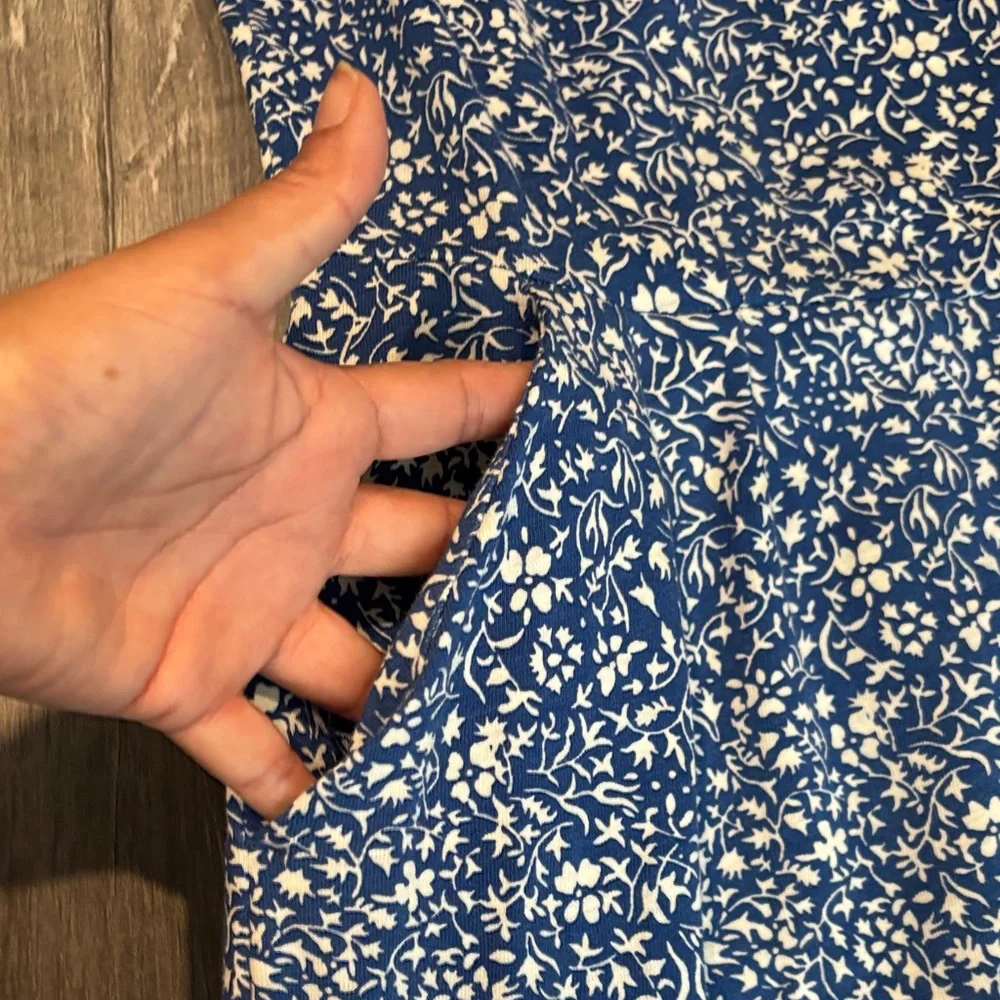 Boden Floral Blue Dress size 4 - Picture 2 of 5